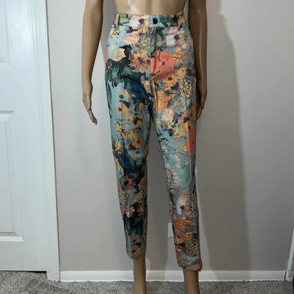 Peruvian Connection Floral Print Cropped Pants